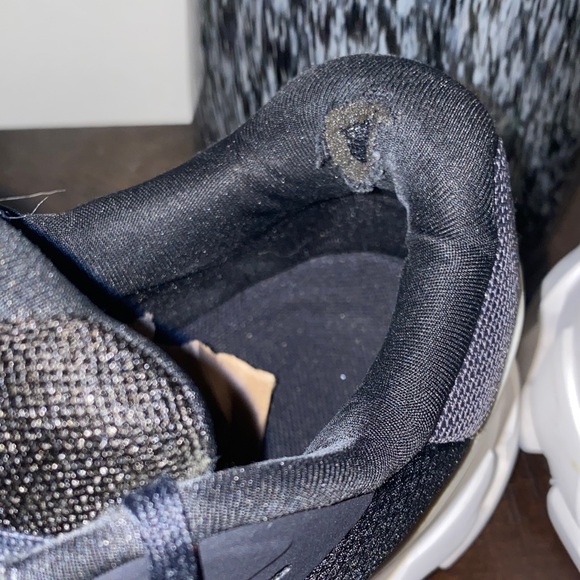 On Cloud Women’s Black, Gray & White Running Athletic Shoes Size 10.5 / Mens 9 - Picture 8 of 16